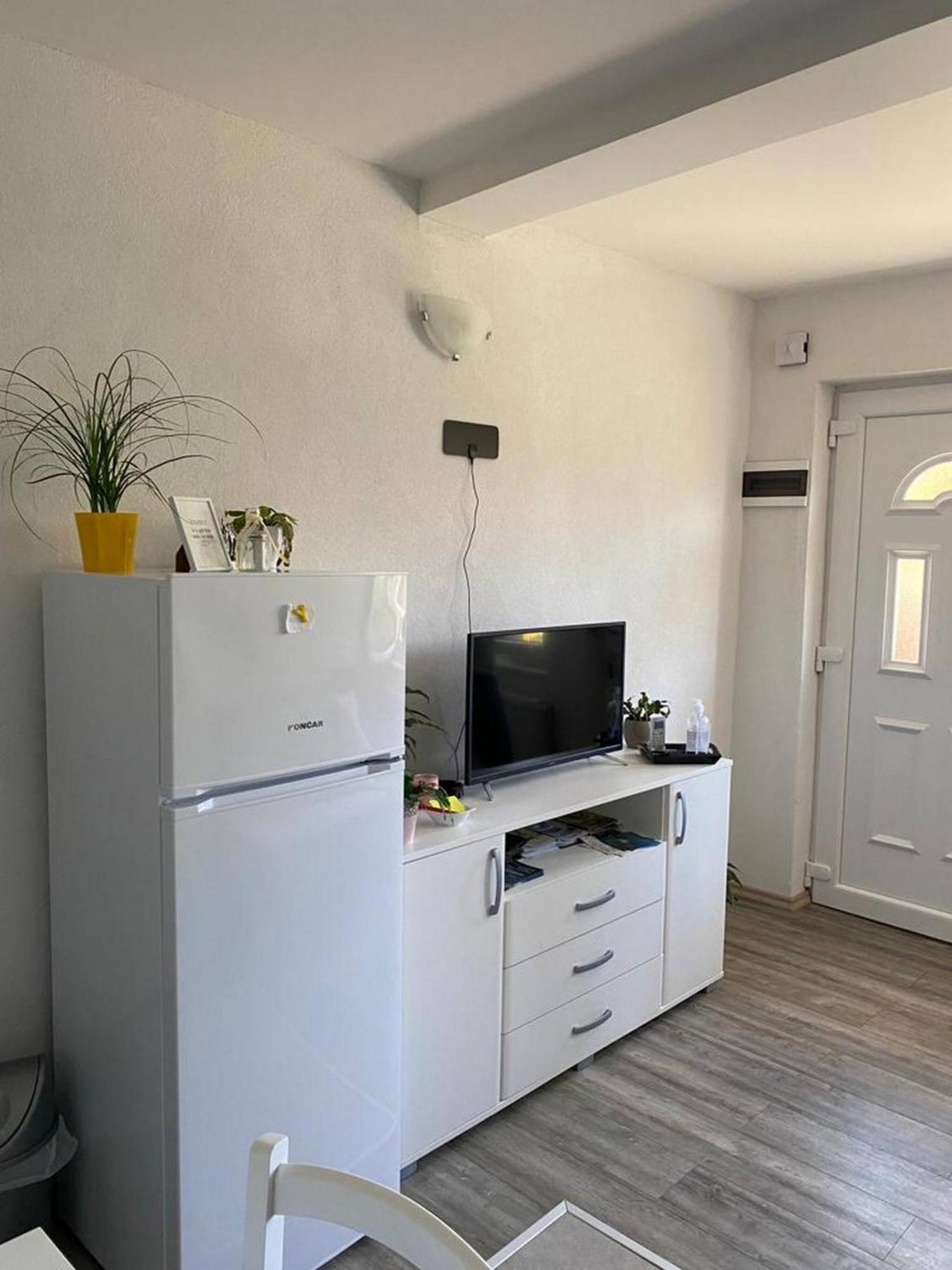 Rural Apartment Ante Drniš Kültér fotó